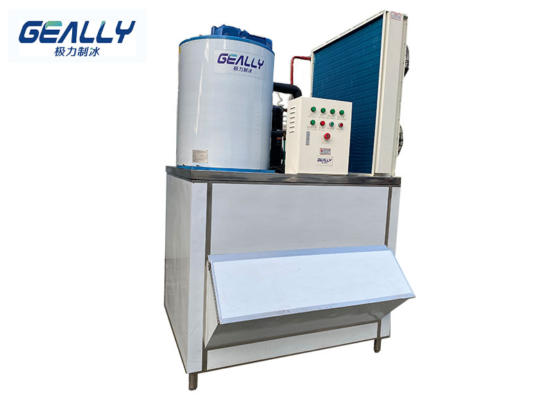 制冰機(jī)不制冰的原因有哪些？怎么清洗保養(yǎng)？